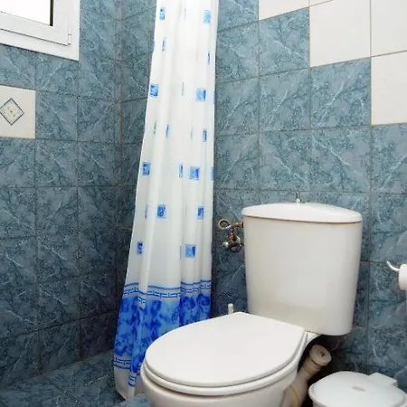 Karyatides Homes